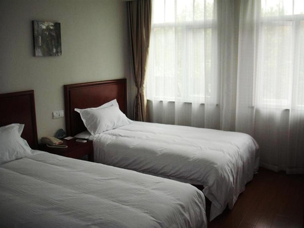 Hotel Greentree Pudong Airport Town Express Shanghai